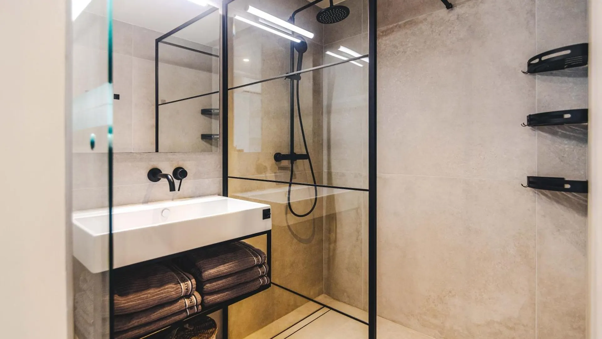 The Wharf Luxury Apartment Nt 5F Willemstad