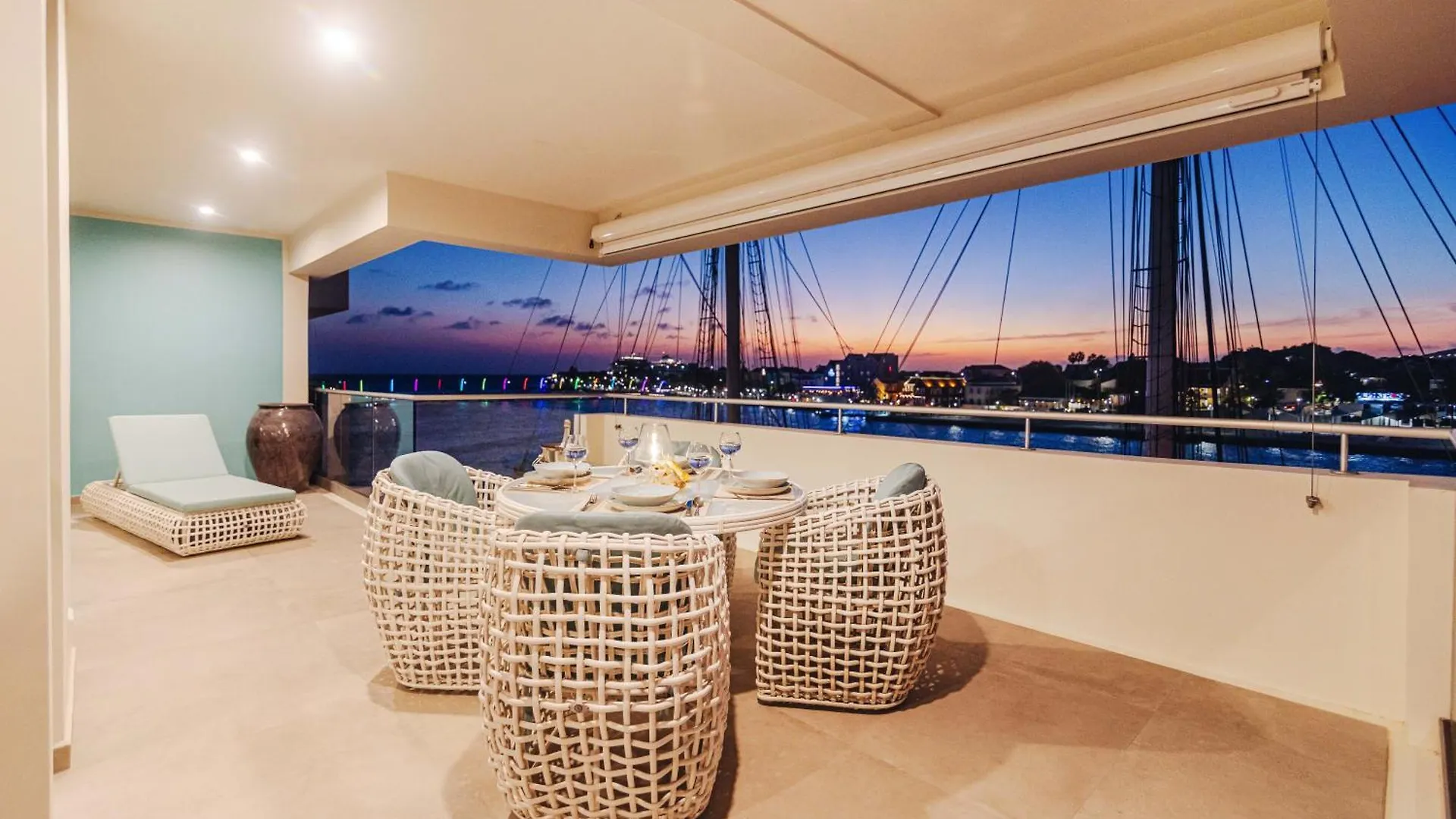 The Wharf Luxury Apartment Nt 5F Willemstad